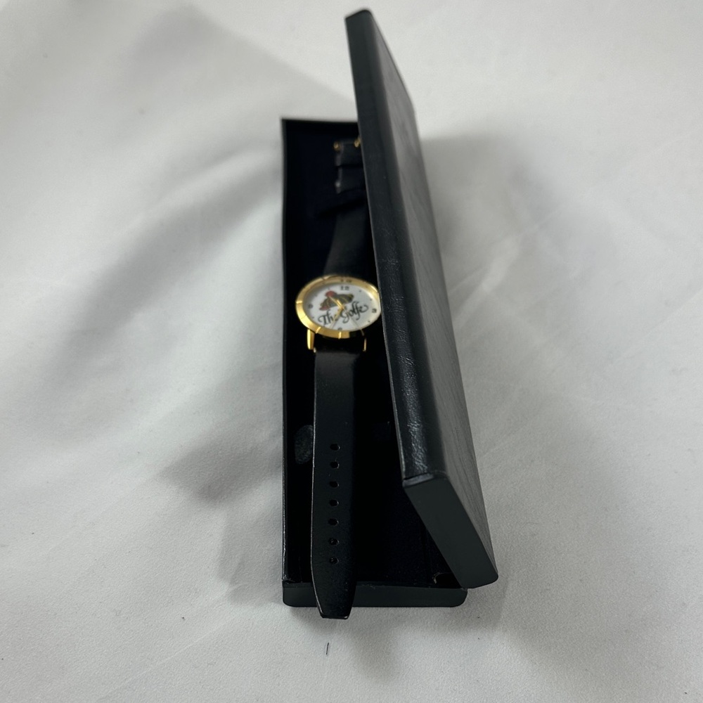 Sophisticated Women's Black and Gold Watch